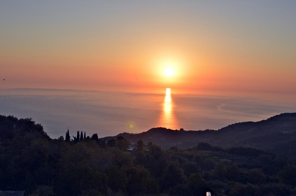 Guesthouse Papagiannopoulou ザゴラ エクステリア 写真